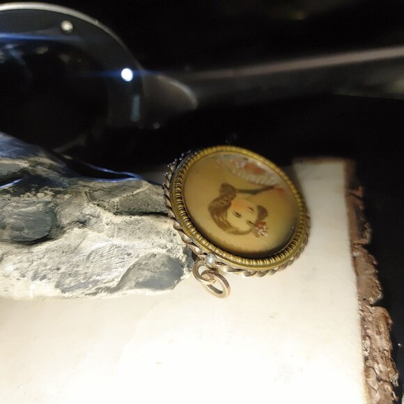 Antique Victorian Pendant 10K Yellow Gold 15 g Hand Painted Miniature Portrait - Picture 11 of 16